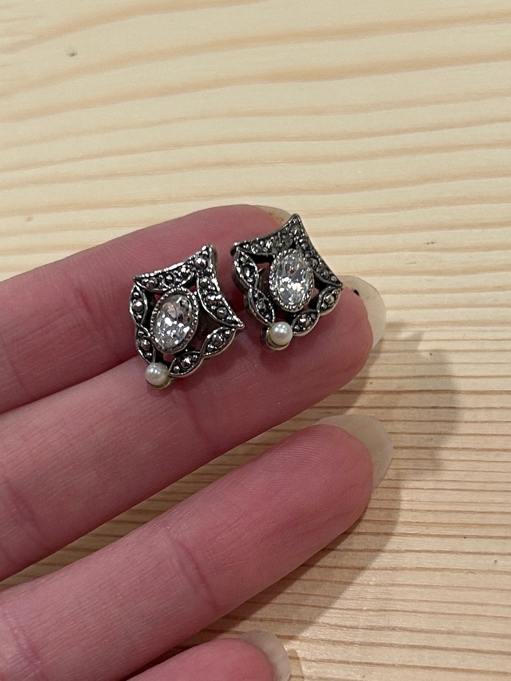 Silver Pearl vintage Earrings